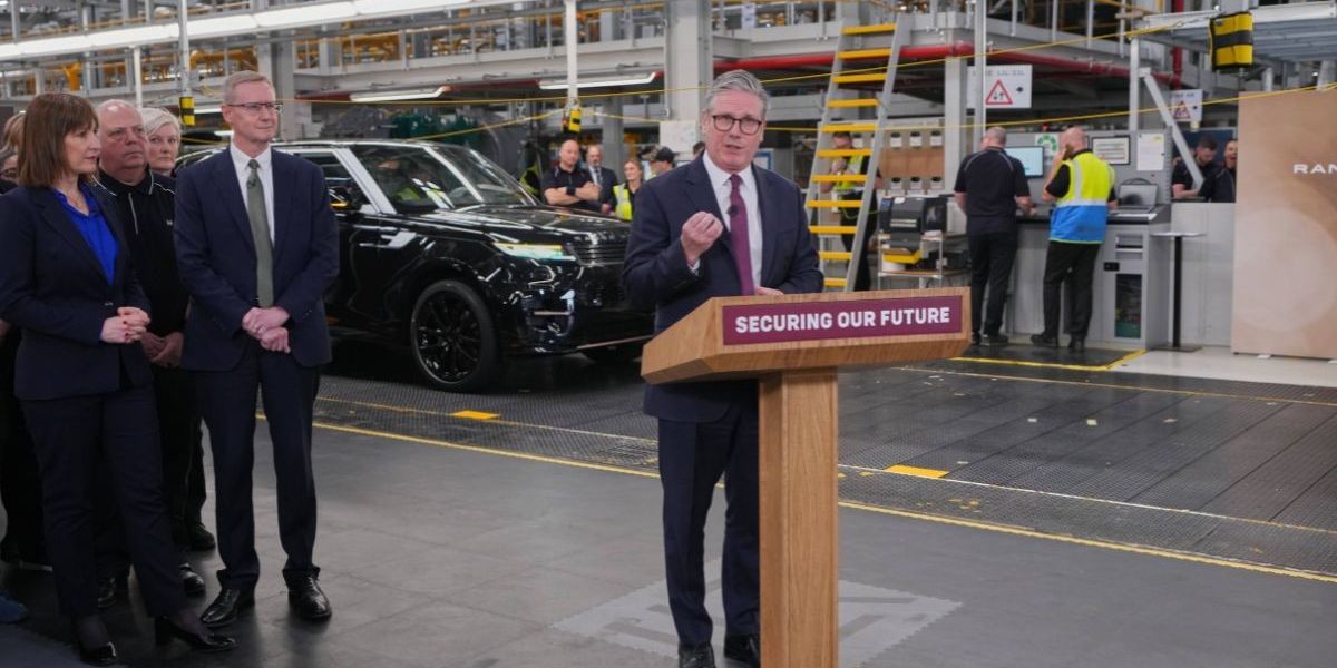 NextImg:UK car market could be worth £50billion if Labour boosts support for vehicle production and cuts taxes