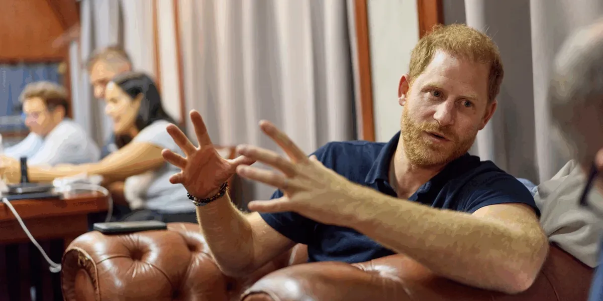 Prince Harry promotes ‘opening up to friends and family’ as he assures ‘there is light at the end of the tunnel’ Prince Harry promotes ‘opening up to friends and family’ as he assures ‘there is light at the end of the tunnel’