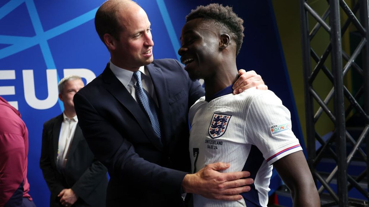 Prince WIlliam congratulates Bukayo Saka