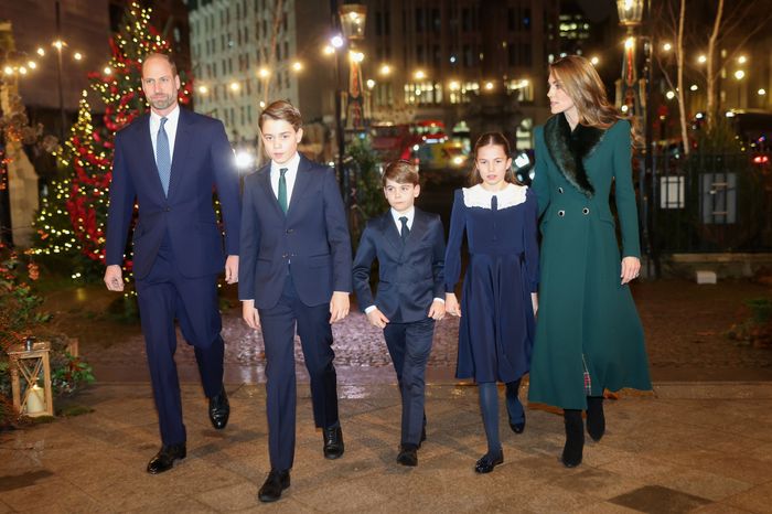 Prince William, Prince George, Prince Louis, Princess Charlotte, Princess Kate