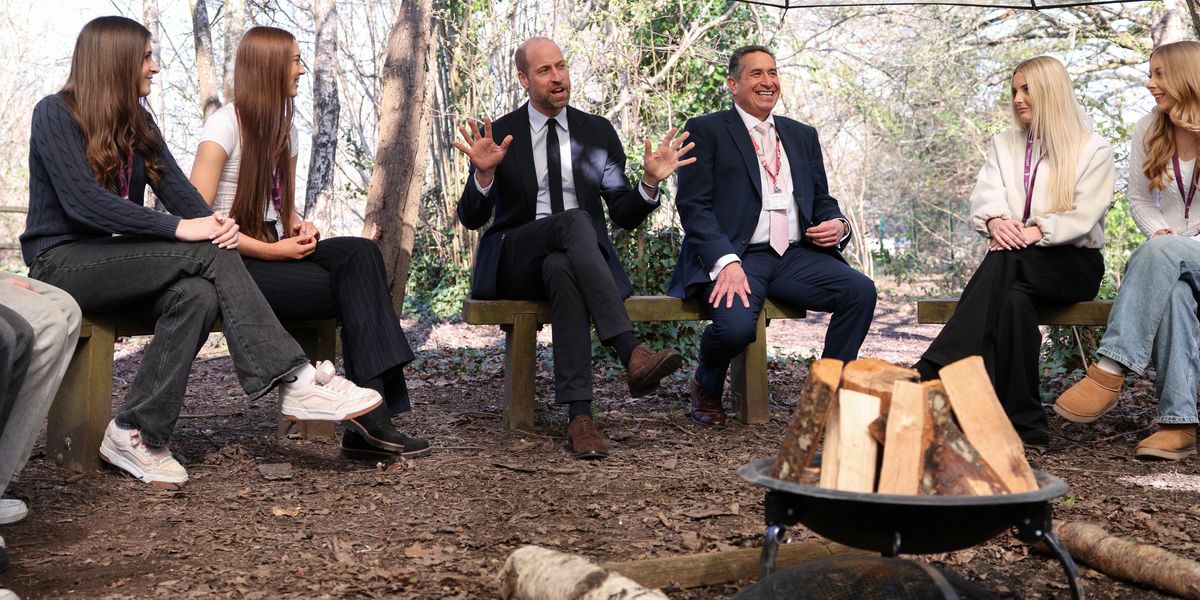 Prince William reassures students ‘forearmed is forewarned’ as he helps teach life skills Prince William reassures students ‘forearmed is forewarned’ as he helps teach life skills