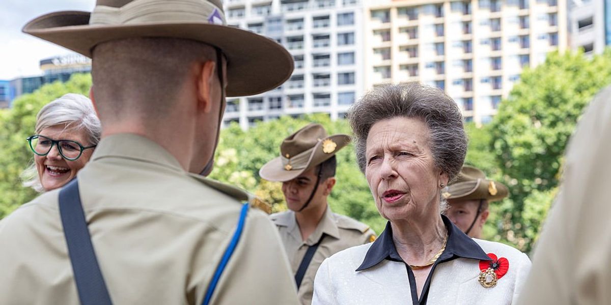 Princess Anne marks Remembrance Sunday in Australia with touching tribute