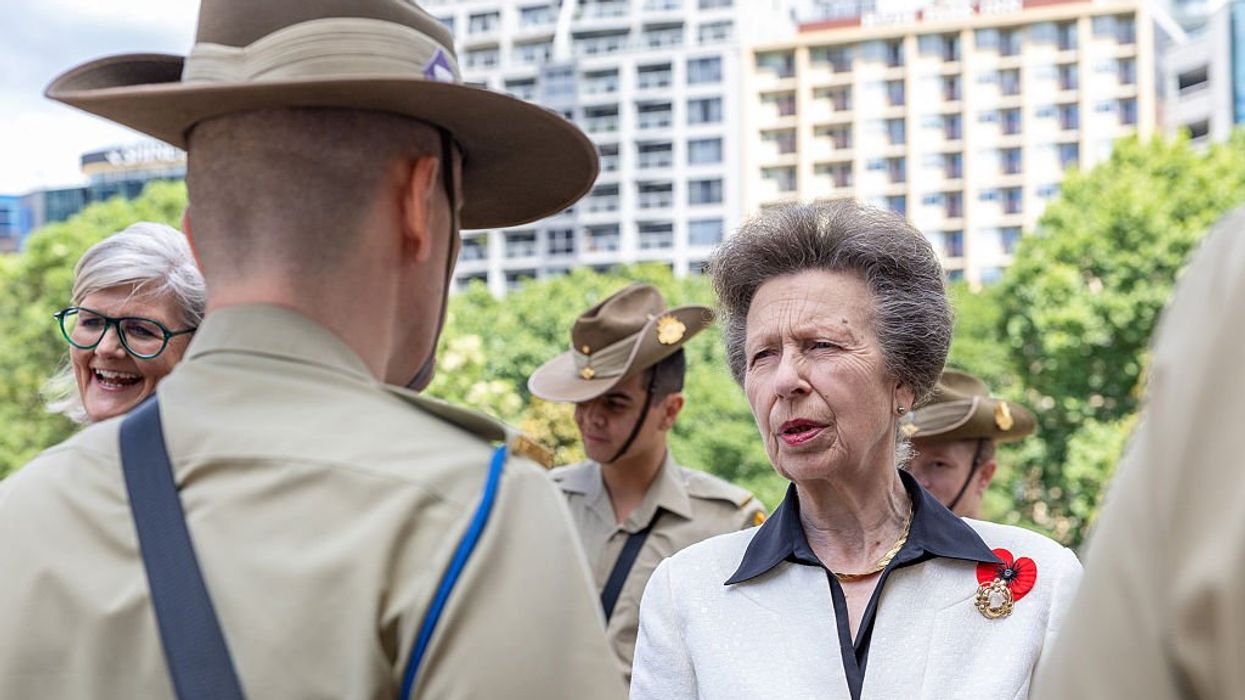 Princess Anne honours war dead in Australia laying a wreath during touching Remembrance service