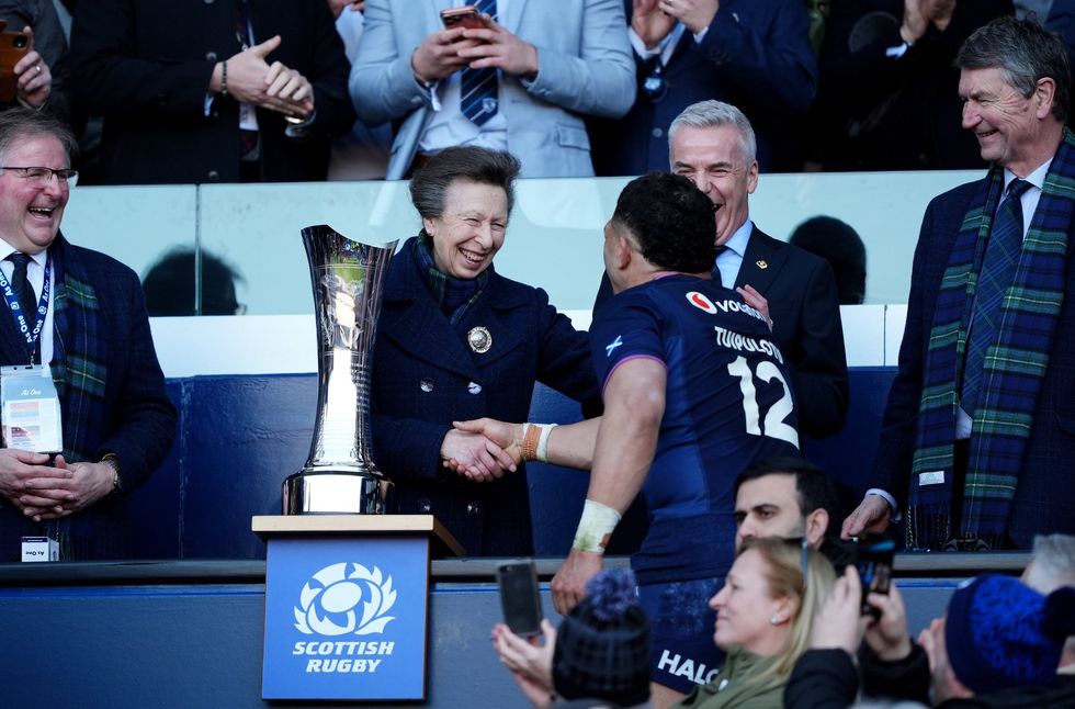 Princess Anne, Sione Tuipulotu