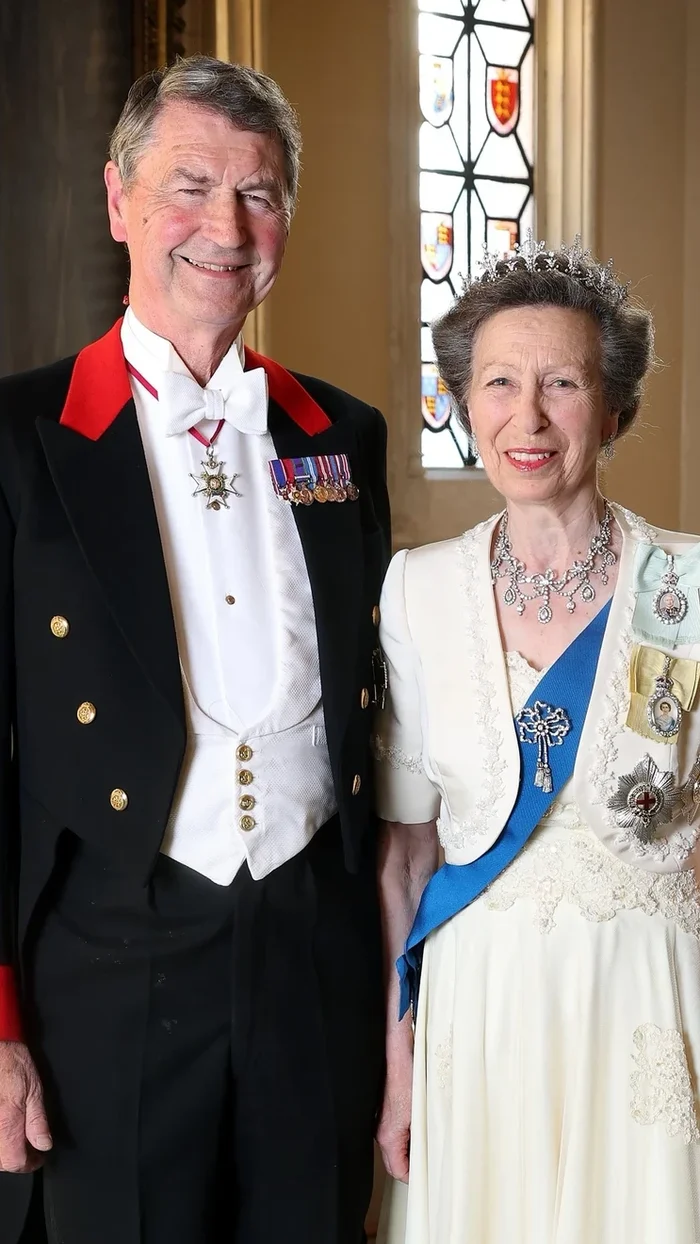 Princess Anne, Vice Admiral Sir Tim Laurence