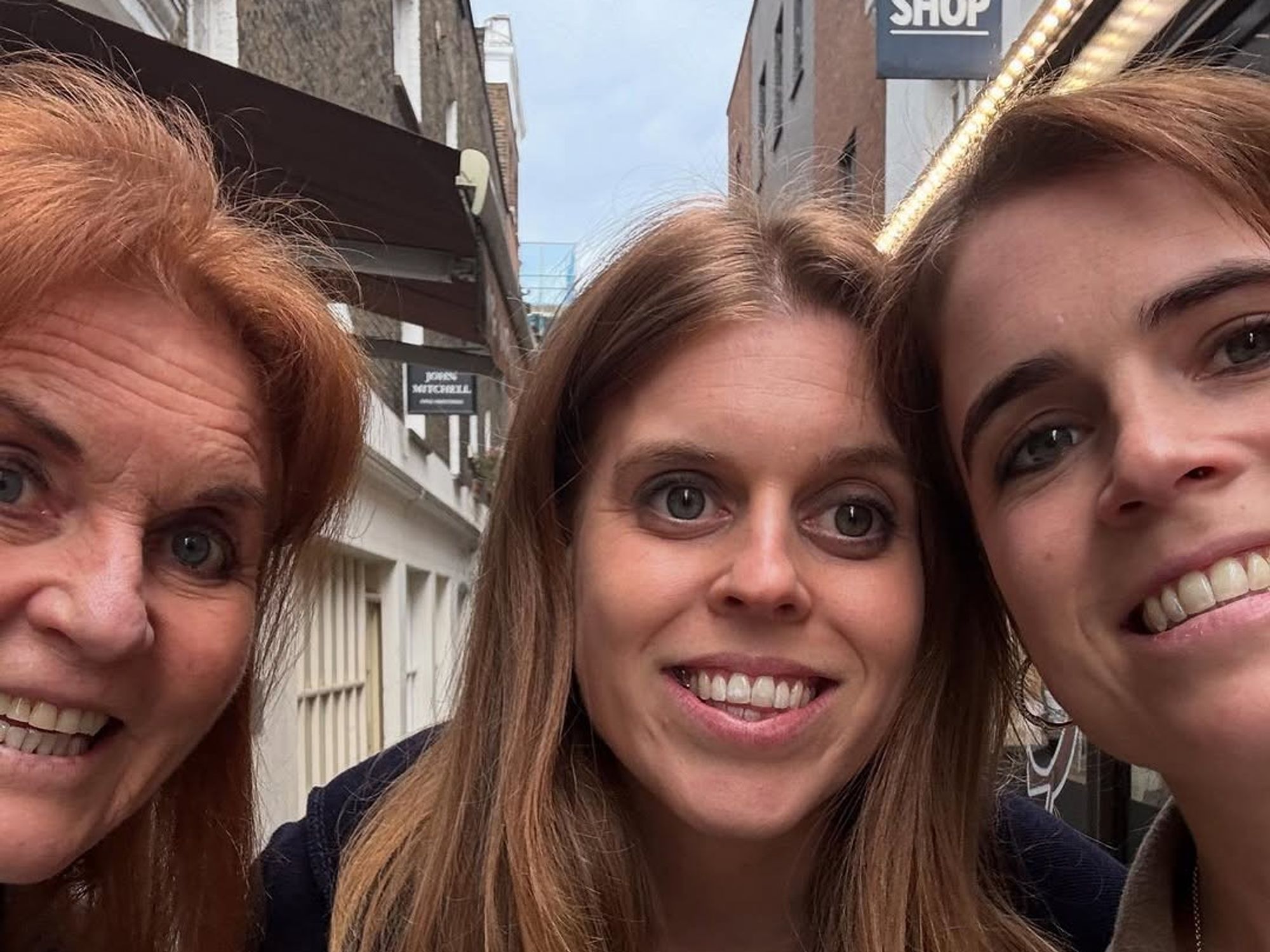 Princess Beatrice, Princess Eugenie, Sarah Ferguson