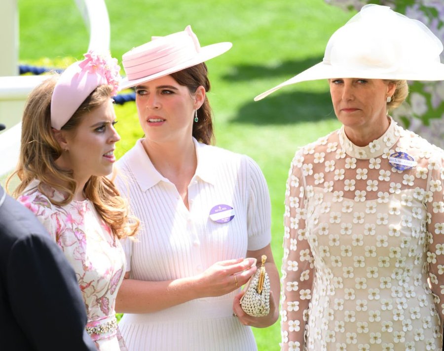 Princess Beatrice, Princess Eugenie