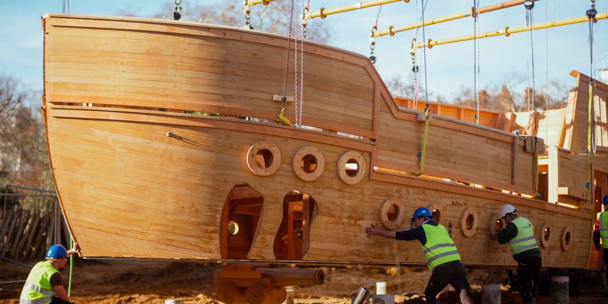 New 17-foot galleon arrives ready for £3million revamp of memorial playground New 17-foot galleon arrives ready for £3million revamp of memorial playground