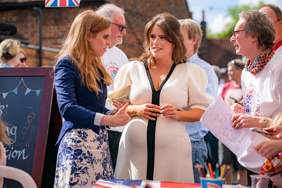 Princess Eugenie and Princess Beatrcie
