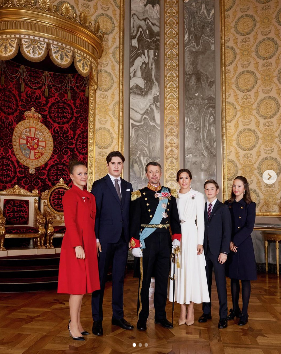 Princess Isabella, Prince Christian, King Frederik, Queen Mary, Prince Vincent and Princess Josephine.