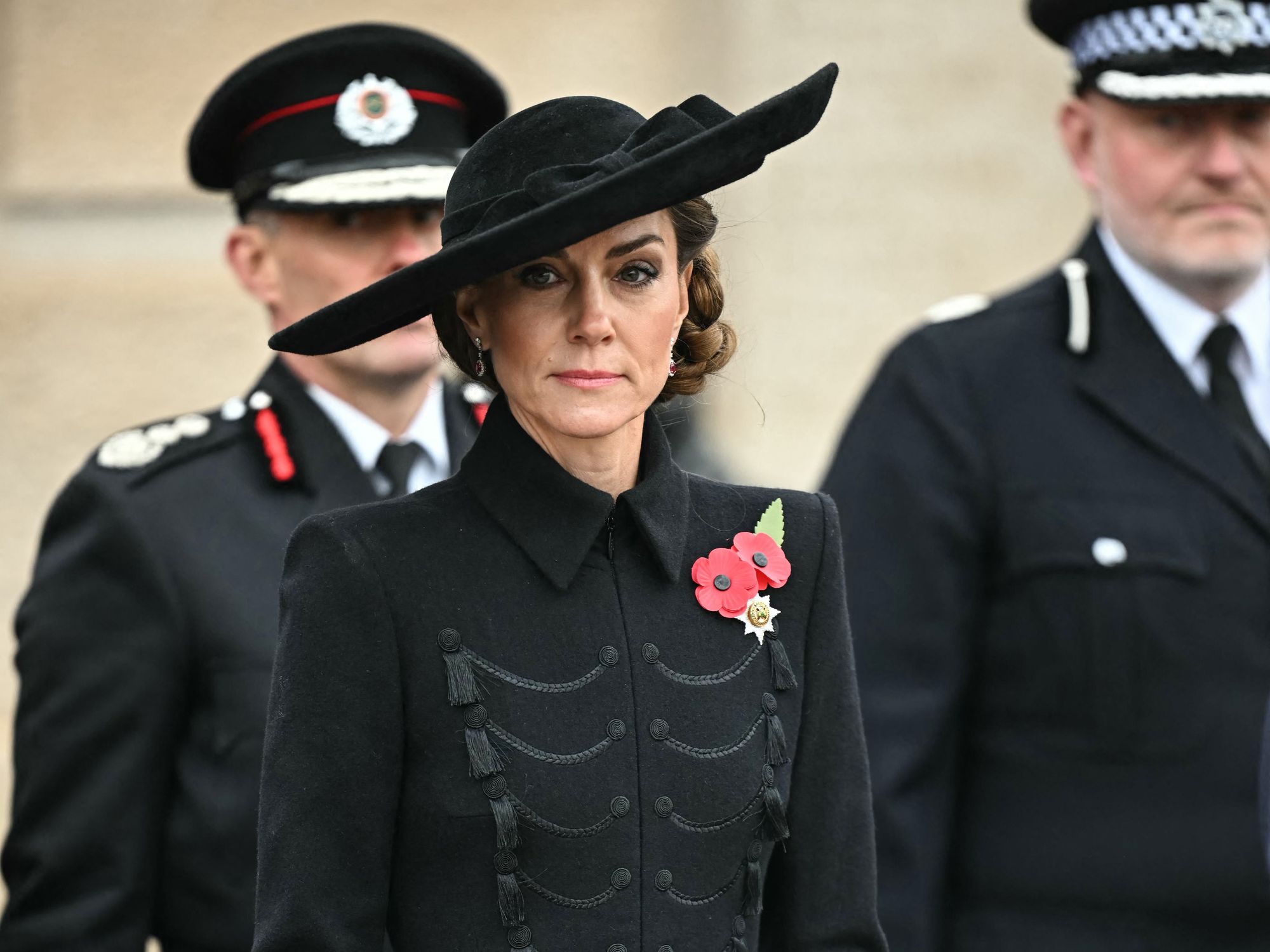 Princess Kate leads nation on Remembrance Day in tribute to fallen heroes