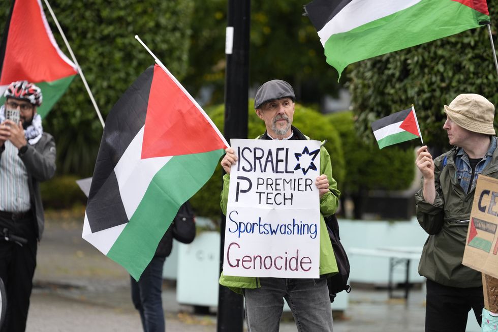 Pro-Palestine protestors