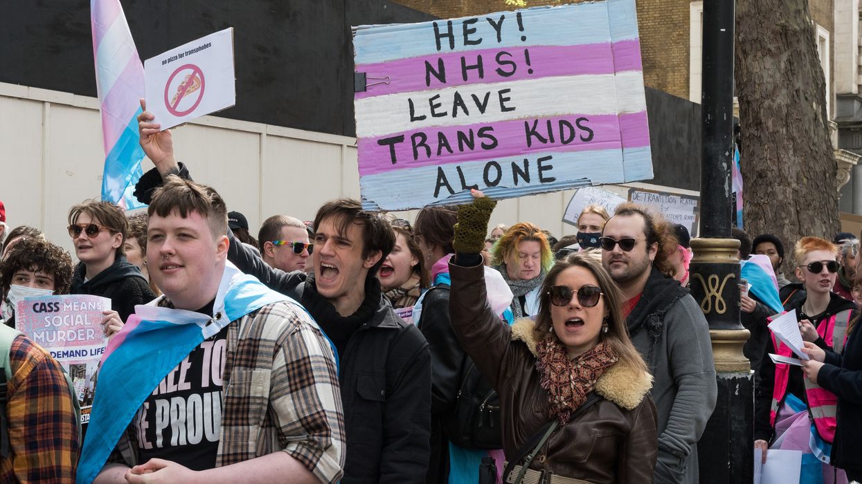 Pro-trans protests demonstrate against a 2024 ban on puberty blockers