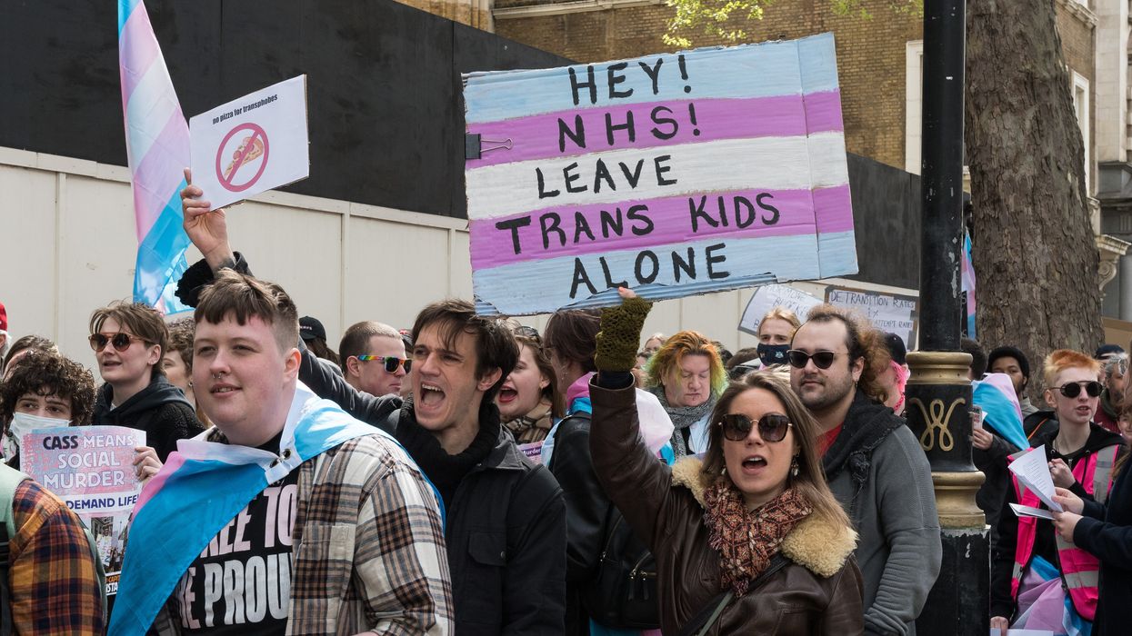Pro-trans protests demonstrate against a 2024 ban on puberty blockers