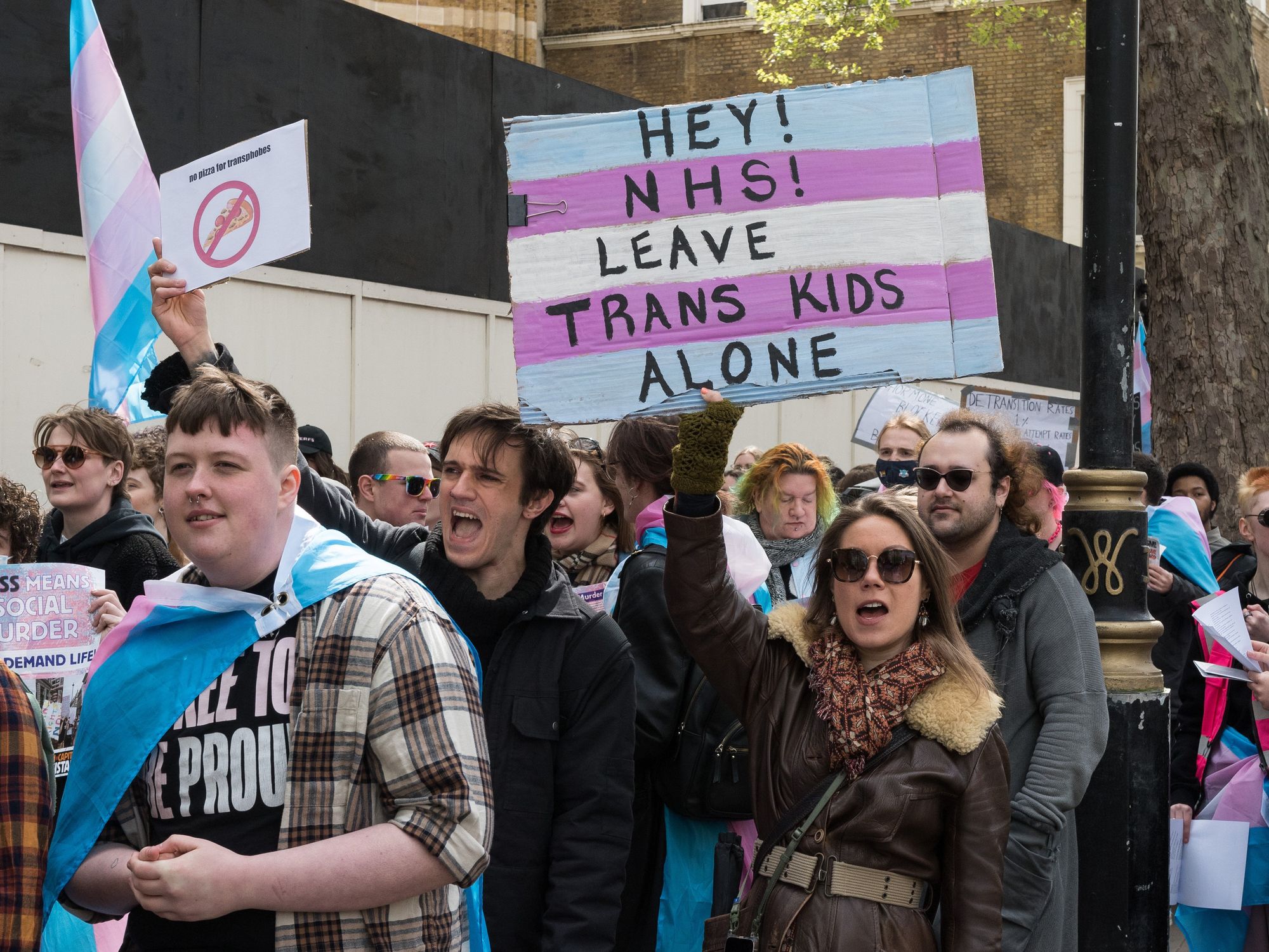 Pro-trans protests demonstrate against a 2024 ban on puberty blockers