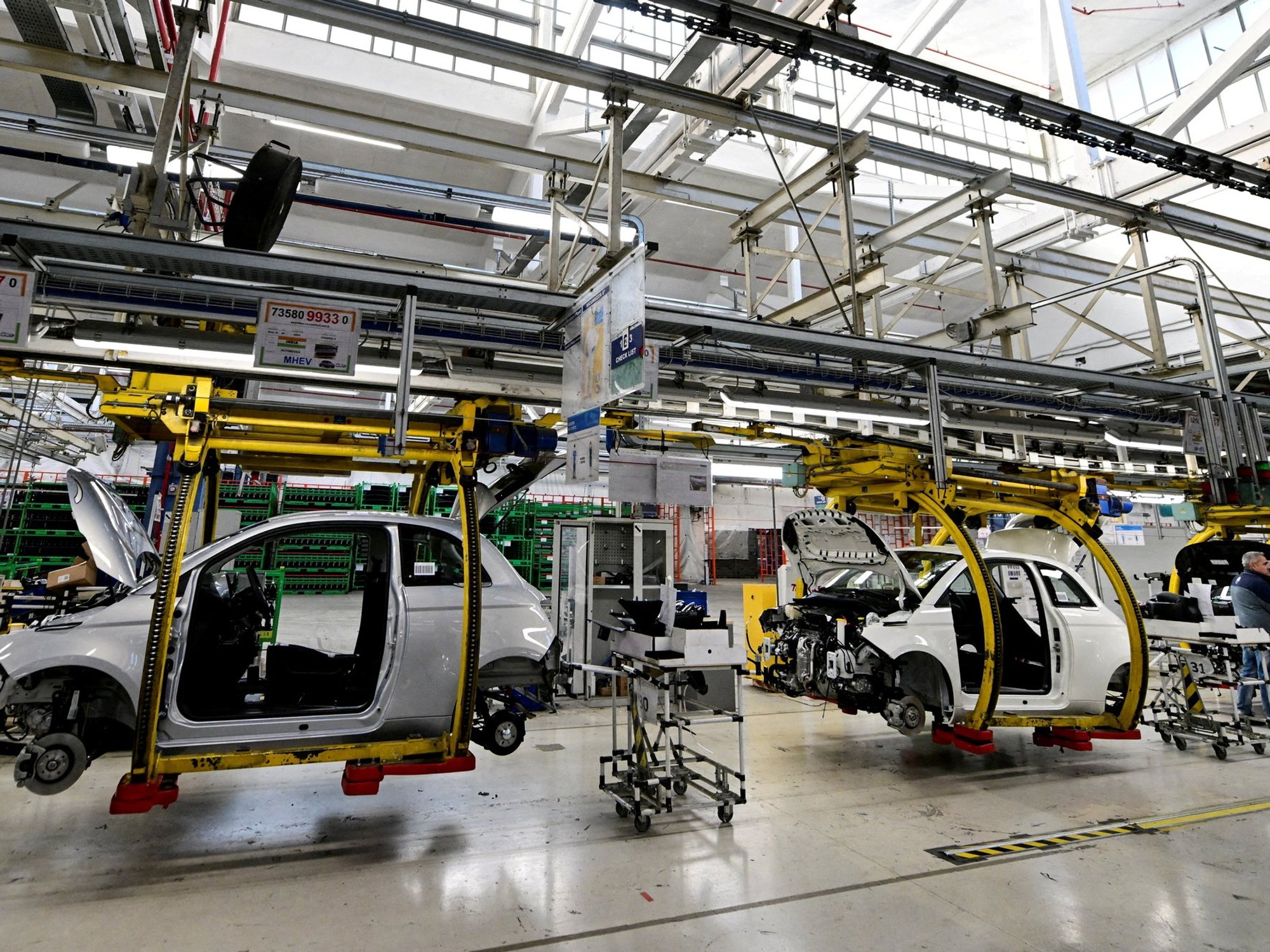 Production of the Fiat 500 Hybrid