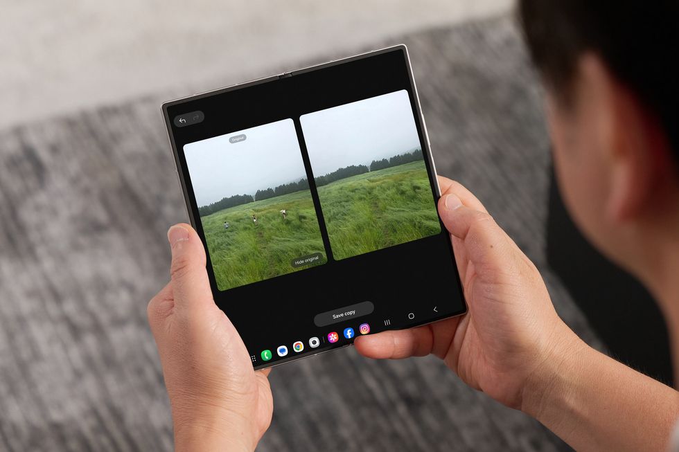 promotional image for the Galaxy Z Fold 7 to show the new process of taking and editing photos with Galaxy AI