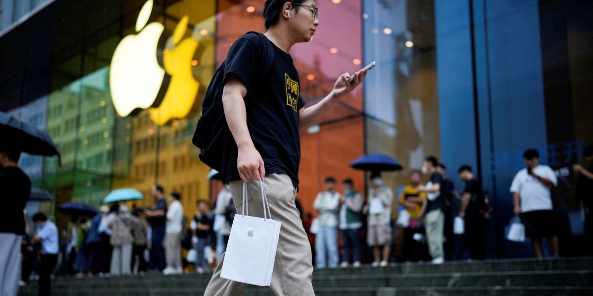 Apple reveals its Black Friday 2025 deals