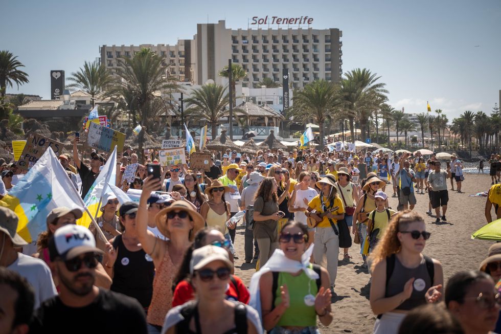 protestors in tenerife