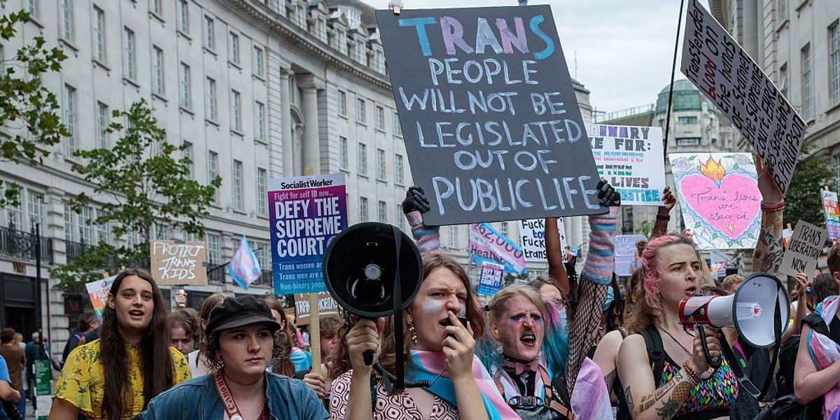 NextImg:Trans activists vow to 'fight' government guidance: 'It's a war!'