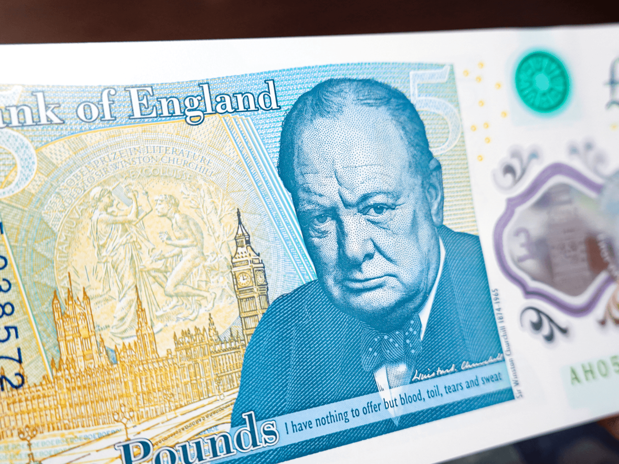 £5 banknotes displaying Winston Churchill