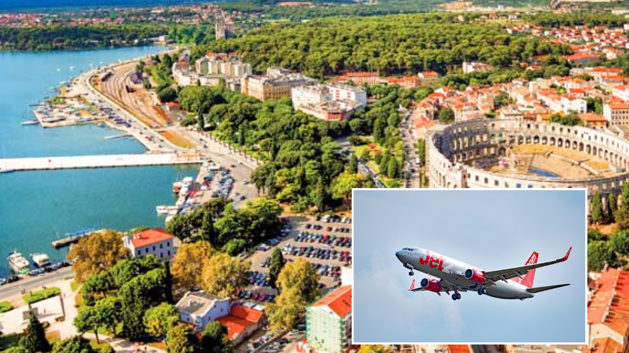 Pula / Jet2 plane