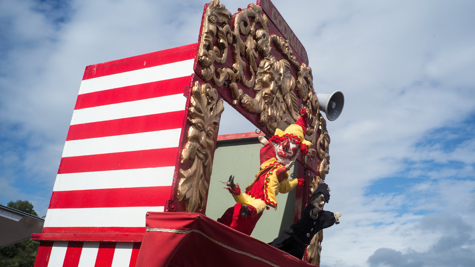 Punch and Judy show