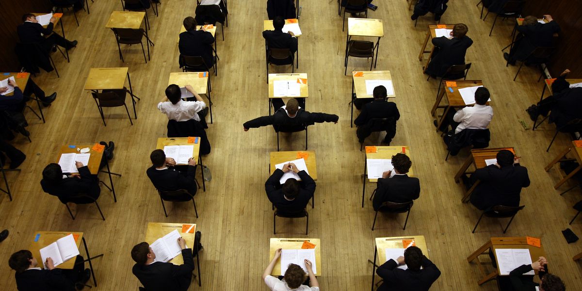 NextImg:Ethnic minorities surpass white, richer pupils in school attainment