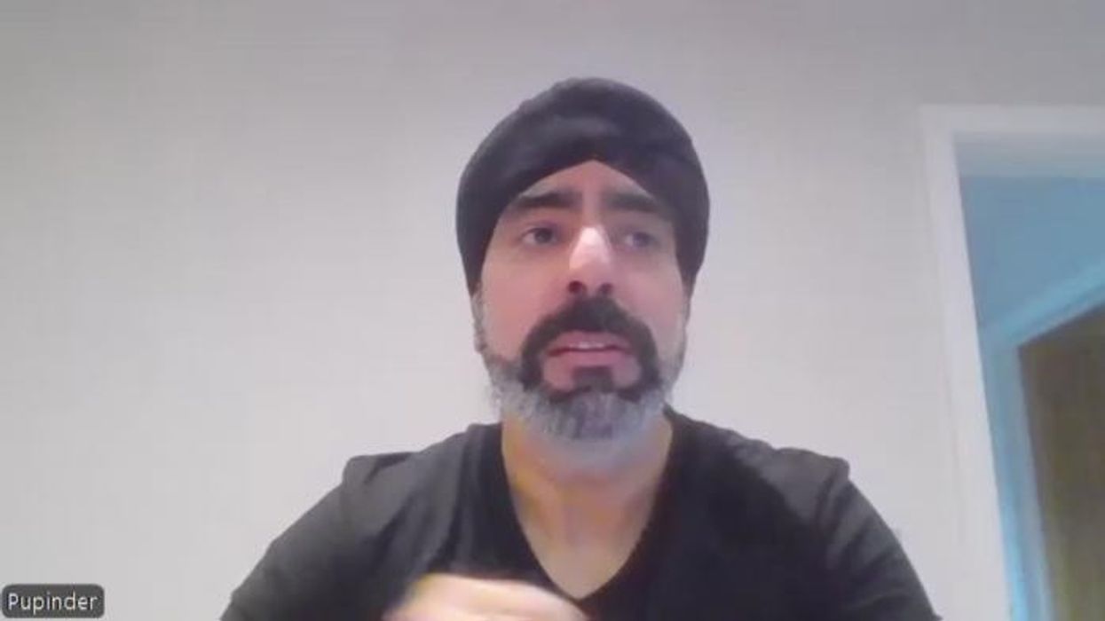 Red Light Therapy: Doctors break down how to use the treatment for 'improving skin tone' and 'softening fine lines'