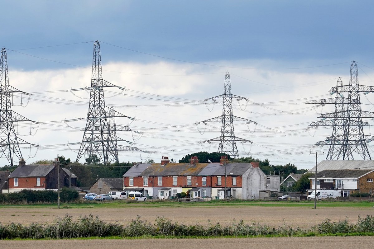 Pylons in Kent