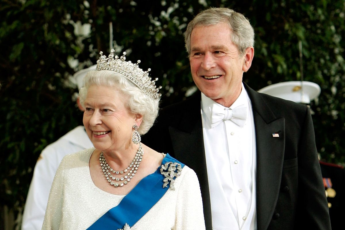Queen Elizabeth and President George W. Bush