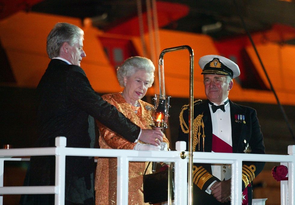 Queen Elizabeth II, Bruno Peek