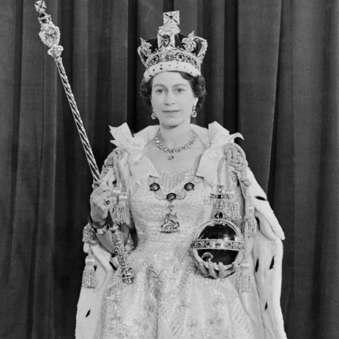 Queen Elizabeth II holding her sceptre