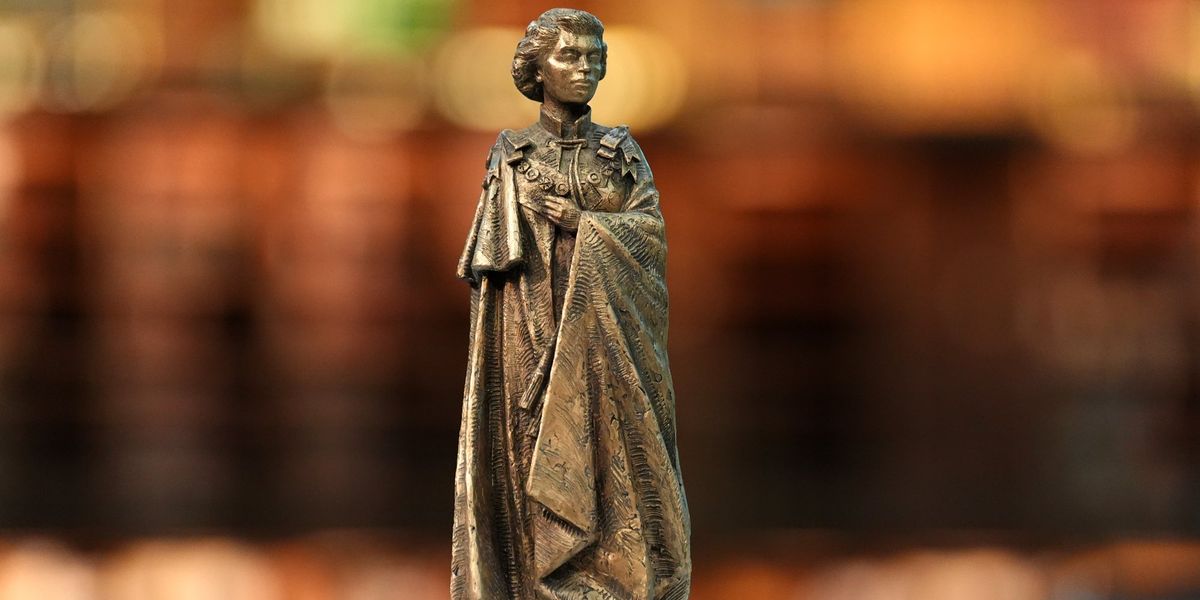 Queen Elizabeth II to have statue erected in Wales Queen Elizabeth II to have statue erected in Wales