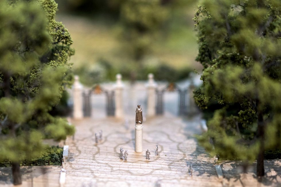 Estátua da Rainha Elizabeth II