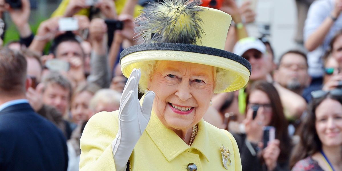 Royal Mail confirms Queen Elizabeth decision after German tribute sparked debate Royal Mail confirms Queen Elizabeth decision after German tribute sparked debate