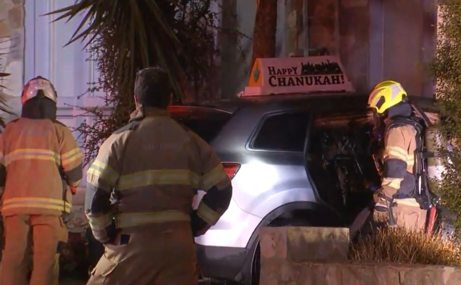 Rabbi's car firebombed