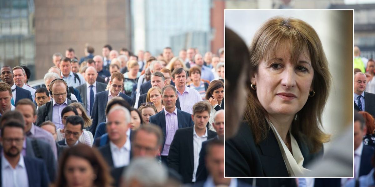 Job vacancies fall as Rachel Reeves’s tax raids blamed for ‘collapse in business confidence’ Job vacancies fall as Rachel Reeves’s tax raids blamed for ‘collapse in business confidence’