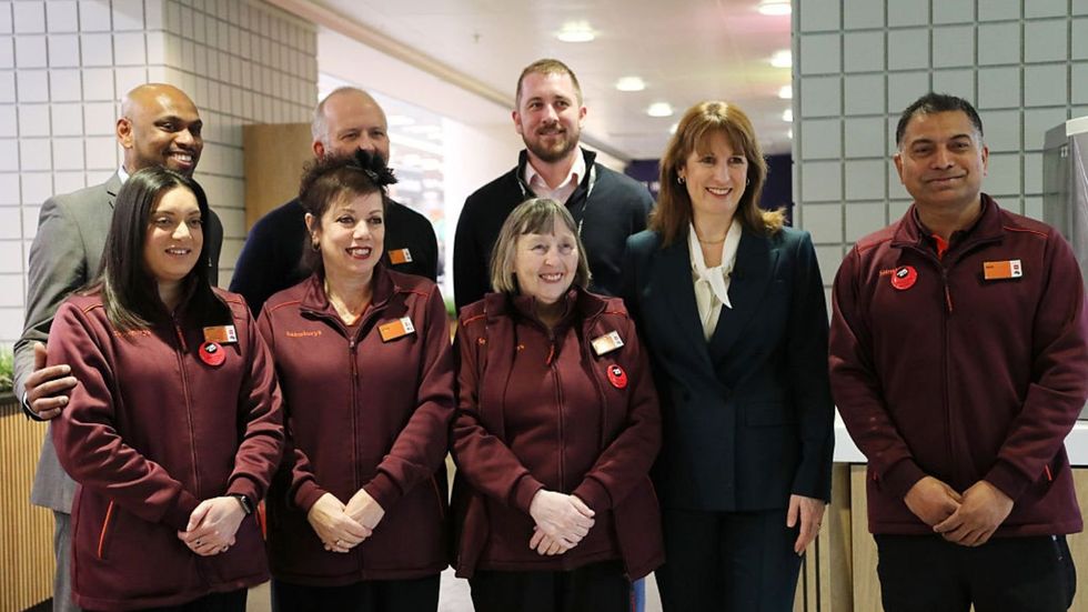 Rachel Reeves and Sainbsury's workers