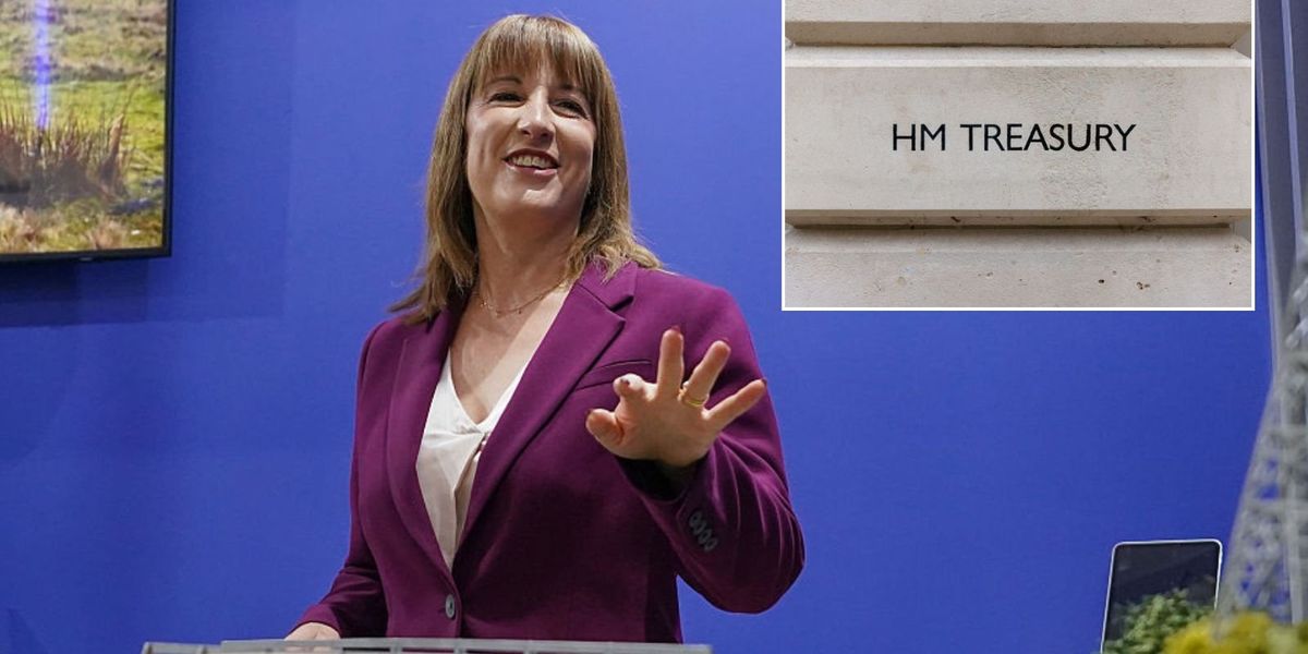 Rachel Reeves wants to appoint outsider to lead UK banking watchdog Rachel Reeves wants to appoint outsider to lead UK banking watchdog