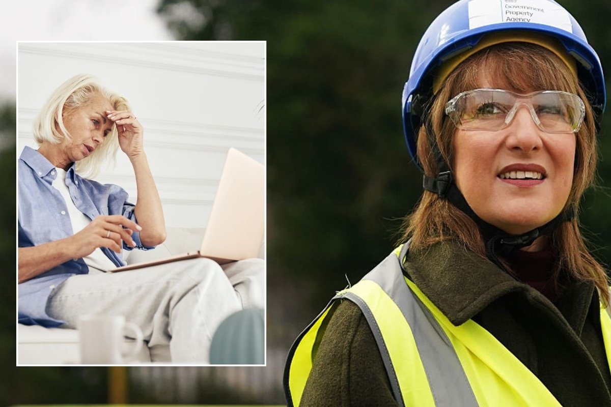 Rachel Reeves and woman on laptop