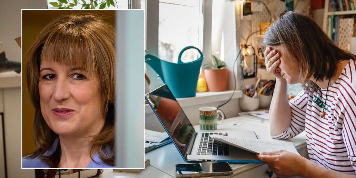 Britons rush to withdraw pension savings to avoid Rachel Reeves’s raid Britons rush to withdraw pension savings to avoid Rachel Reeves’s raid