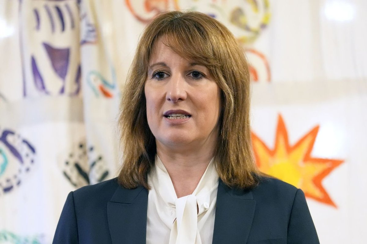 Rachel Reeves branded 'desperate' and 'delusional' as UK economy languishes behind global peers