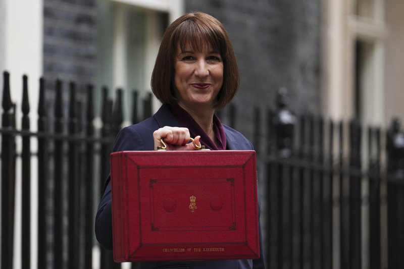 does rachel reeves smoke cigarettes Rachel Reeves plotting new tax hike that could 'drive Britons into arms of  criminals'