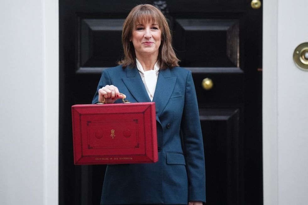 Rachel Reeves outside No11 before delivering Budget
