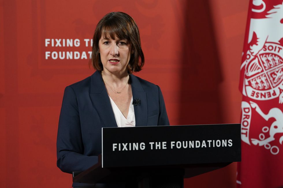 Martin Lewis gives his analysis of Reeves' pensioner fuel allowance cut