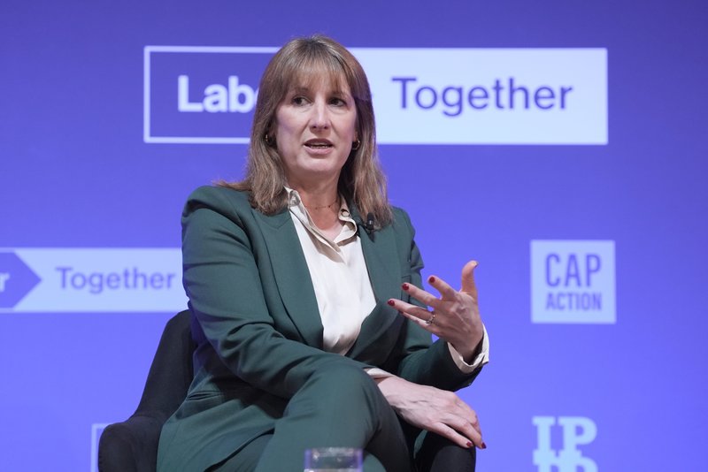 Rachel Reeves: Charlie Mullins accuses Chancellor of 'robbing the rich to feed illegal migrants' as wealthy Britons flee nation en masse