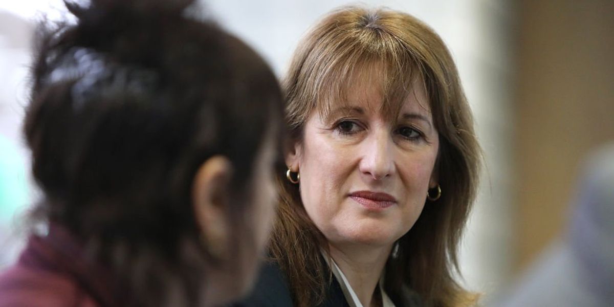 Gilt sales to fall for first time in four years as Rachel Reeves aims to rein in borrowing Gilt sales to fall for first time in four years as Rachel Reeves aims to rein in borrowing