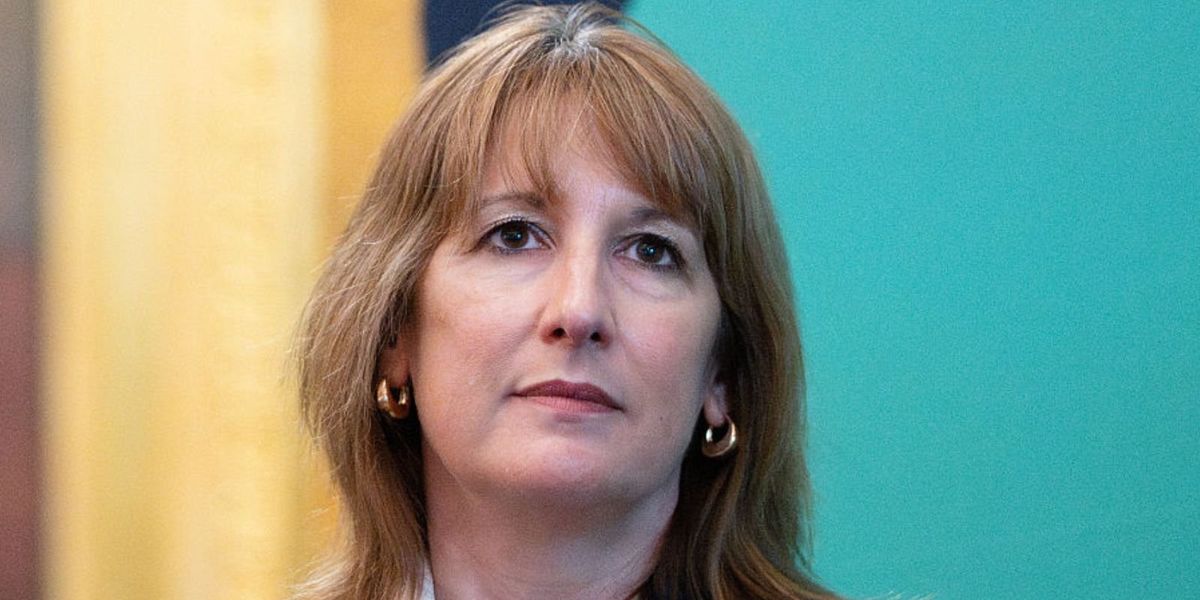 Rachel Reeves plots £1BILLION stealth tax on family holidays Rachel Reeves plots £1BILLION stealth tax on family holidays