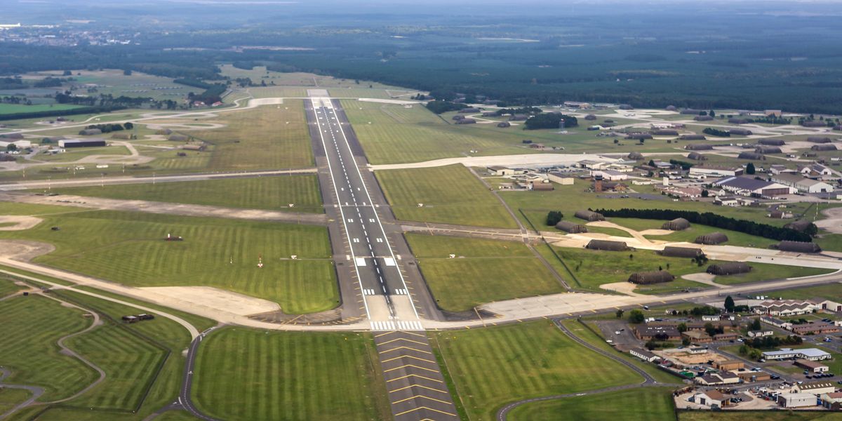 NextImg:US tipped to place nuclear weapons in UK after top defence official toured RAF base